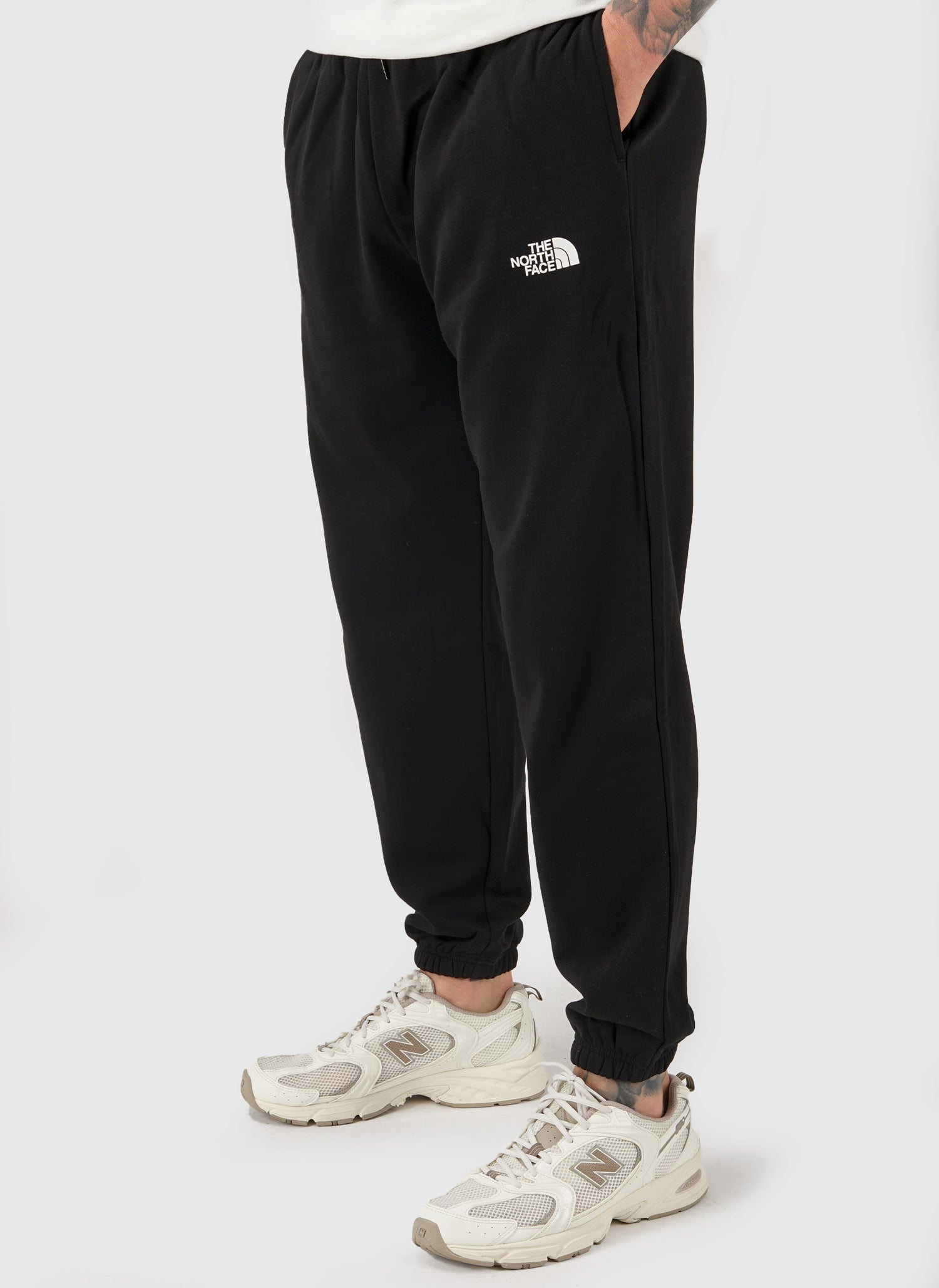 Simple Dome Regular Tapered Jogger - TNF Black
