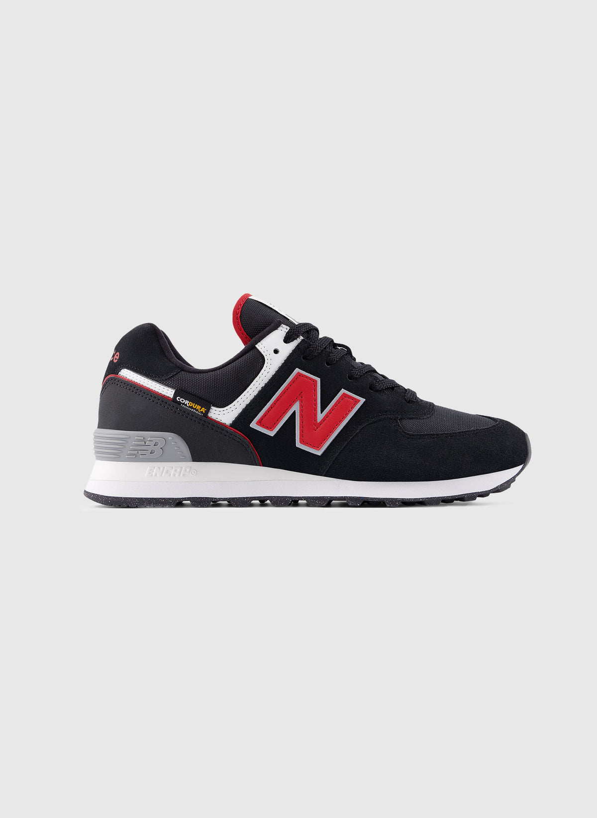 U574 - Black/Red/White