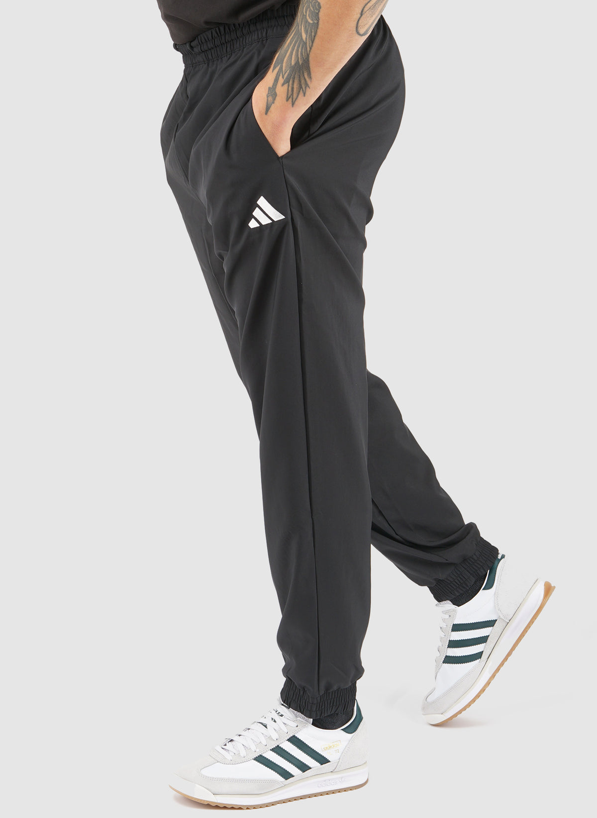 Small Logo Stanford Trackpants - Black/White